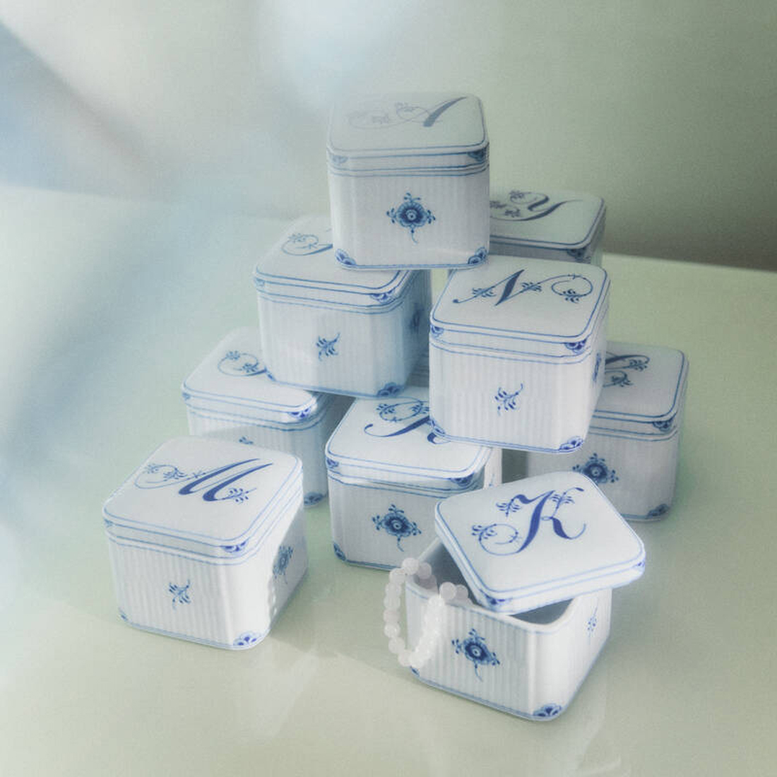 S(ﾎﾞﾝﾎﾞﾆｴｰﾙ)